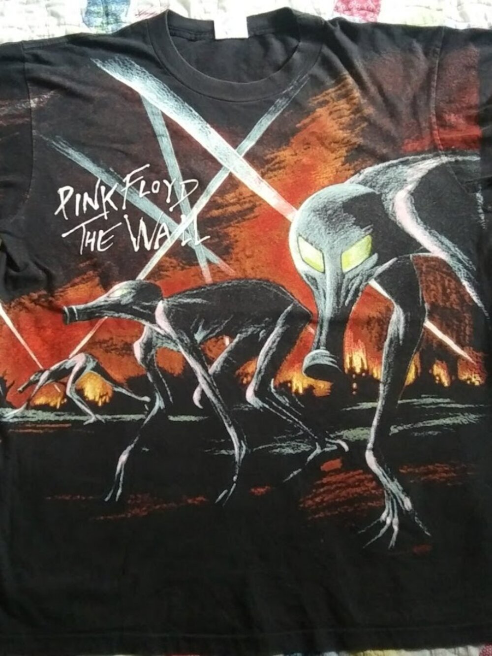 Original Vintage 1992 Winterland Pink Floyd The Wall AOP Large T-shirt